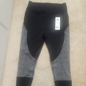 NWT Popfit Leggings with Pockets
